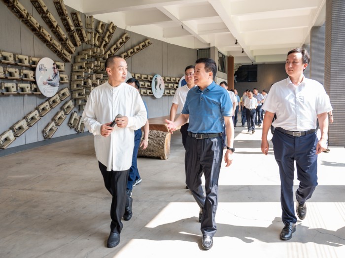 湖南省副省长陈飞一行莅临圣得西产业园，圣澳威斯备受关注！